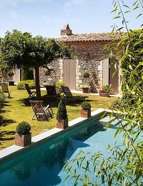 Vacaciones con piscina en Languedoc-Rosellón